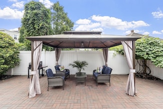 39 Grant Rd, Malden, MA 02148