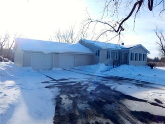 998 Stump Rd, Skaneateles, NY 13152