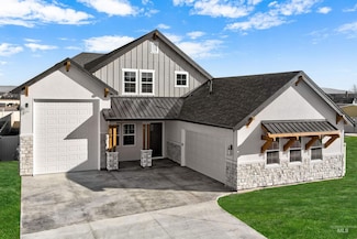 21780 Appaloosa Ave, Star, ID 83669