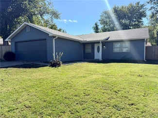 2607 Walker, Bentonville, AR 72712