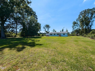 3566 N McCullen Rd, Faison, NC 28341