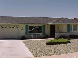 1421 W Westmont Ave, Hemet, CA 92543