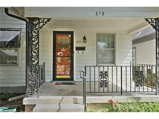319 N White Ave, Kansas City, MO 64123