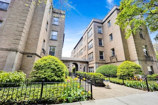 1737 W Balmoral Ave Unit 1A, Chicago, IL 60640