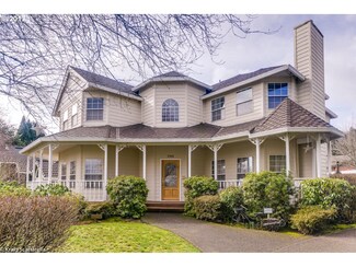 17915 Ridge Lake Dr, Lake Oswego, OR 97034