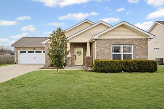209 Wyburn Place, Burns, TN 37029