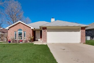 1221 Crooked Creek Ct, Midlothian, TX 76065