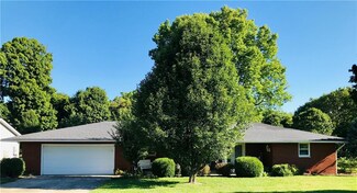 9014 W Robin Rd, Middletown, IN 47356