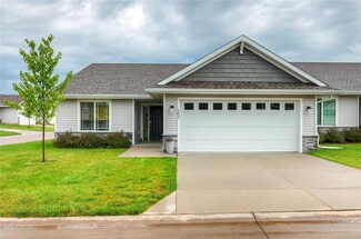 5807 SE 23rd Ct, Des Moines, IA 50320