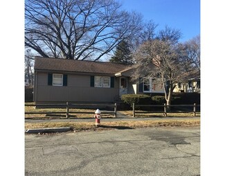 24 Cedar Brook Rd, Lynn, MA 01904