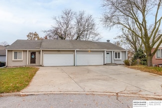 11713 Sprague Cir, Omaha, NE 68164