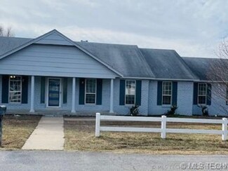 25706 E 2nd St, Catoosa, OK 74015