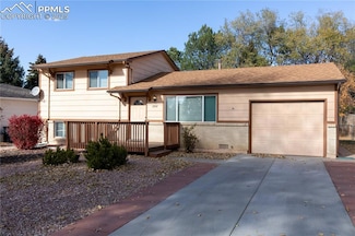 3932 Pearl Dr, Colorado Springs, CO 80918