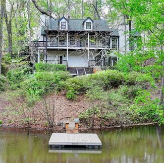 443 Lakeshore Dr, Berkeley Lake, GA 30096