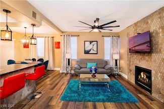 7713 Himalayas Ave, Las Vegas, NV 89128