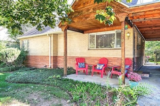 2870 S Gaylord St, Denver, CO 80210