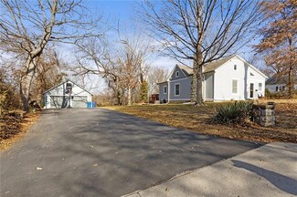 109 Cypress St, Excelsior Springs, MO 64024