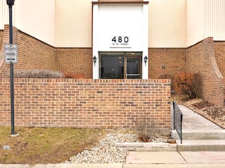 480 74th St Unit 205, Downers Grove, IL 60516
