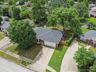 10804 E 100th St N, Owasso, OK 74055