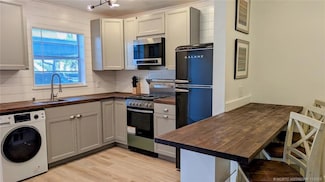 2950 SE Ocean Blvd Unit 5-2, Stuart, FL 34996