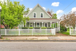 57 Spring St, Pawtucket, RI 02860