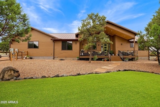 2344 Hellcat Cir, Overgaard, AZ 85933