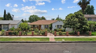 19514 Hartland St, Reseda, CA 91335
