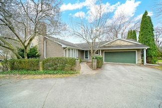 3811 Midberry Rd, Jackson, MI 49203