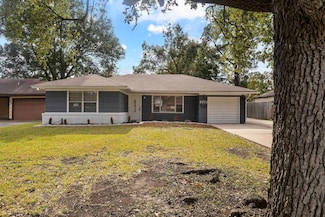 3711 Lexington Ave, Port Arthur, TX 77642