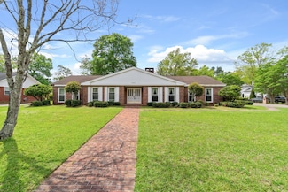 3208 Jamestown Rd, Hattiesburg, MS 39402