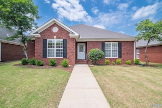 1221 Excalibur Dr SW, Decatur, AL 35603