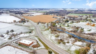 2507 Delta Rd, Bay City, MI 48706