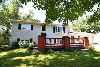 306 Parkview Curve, Zumbrota, MN 55992