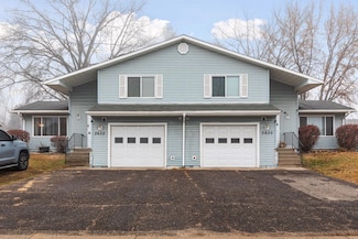 2630 Mississippi St, New Brighton, MN 55112