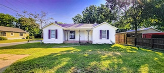 1103 S Willow St, Sherman, TX 75090