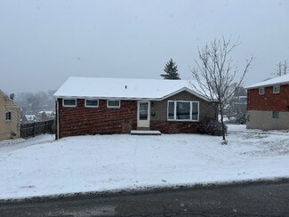 316 Saratoga Dr, Pittsburgh, PA 15236