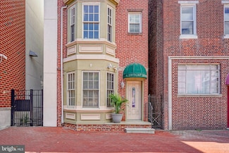 526 Cooper St, Camden, NJ 08102