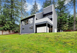 11035 320th Ave NE, Carnation, WA 98014