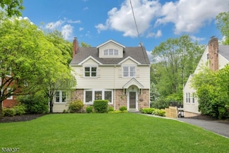 215 Kent Place Blvd, Summit, NJ 07901