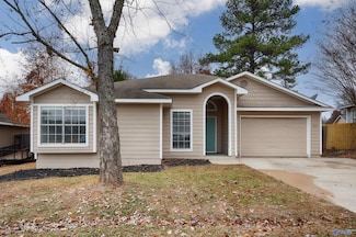 105 Oakline Dr, Madison, AL 35757