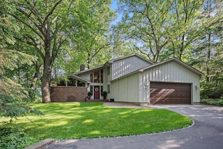 9383 71st St N, Stillwater, MN 55082