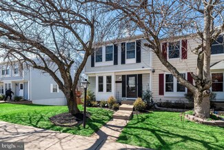 9114 Aspenpark Ct, Lorton, VA 22079