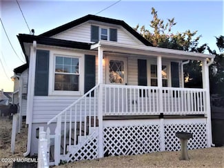 215 Grant Ave, Seaside Heights, NJ 08751