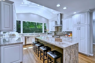 2369 Woodthrush Way, Pleasanton, CA 94566