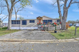 111 Valerie Ln, Knollwood, TX 75092