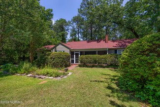 505 E Delaware Ave, Southern Pines, NC 28387