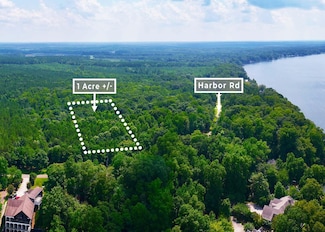 314 Harbor Dr, Macon, NC 27551