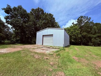 165 Salem Rd, Picayune, MS 39466