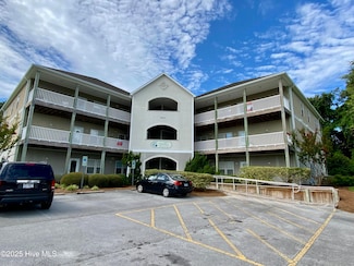 100 Lighthouse Ln Unit B-2, Cedar Point, NC 28584
