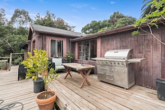 159 Strawberry Canyon Rd, Royal Oaks, CA 95076